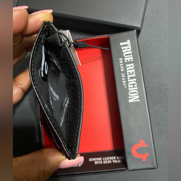 NWT True Religion Black Leather Key Card Holder with Logo - Picture 4 of 5